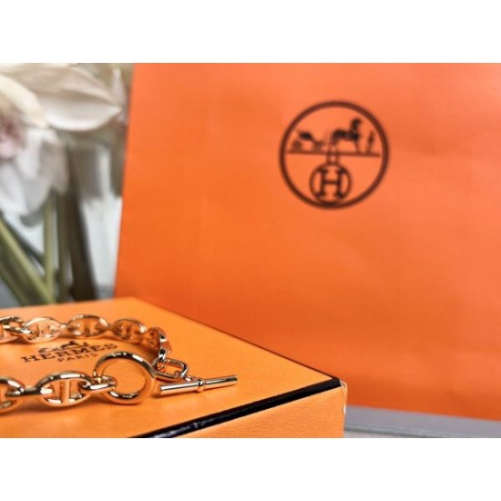 2025SS HERMES エルメス さりげないおしゃれを楽しめ ブレスレット 2025SS HERMES エルメス さりげないおしゃれを楽しめ ブレスレット