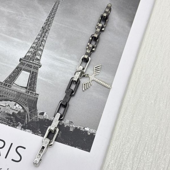 2025SS LOUIS VUITTON ルイヴィトン 大人気カラー入荷! ブレスレット 2025SS LOUIS VUITTON ルイヴィトン 大人気カラー入荷! ブレスレット