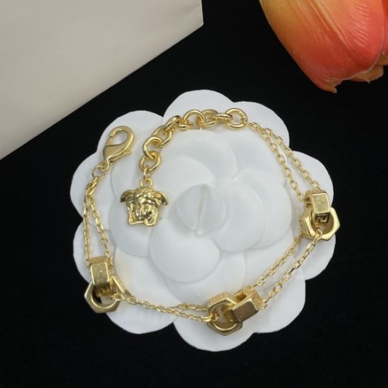 2025SS VERSACE ヴェルサーチェ 相性抜群のコンビ ブレスレット 2025SS VERSACE ヴェルサーチェ 相性抜群のコンビ ブレスレット
