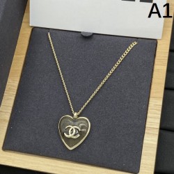 2025SS CHANEL シャネル 大人っぽいスタイルが完成 ネックレス