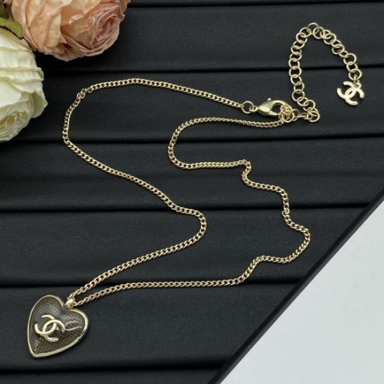2025SS CHANEL シャネル 大人っぽいスタイルが完成 ネックレス 2025SS CHANEL シャネル 大人っぽいスタイルが完成 ネックレス