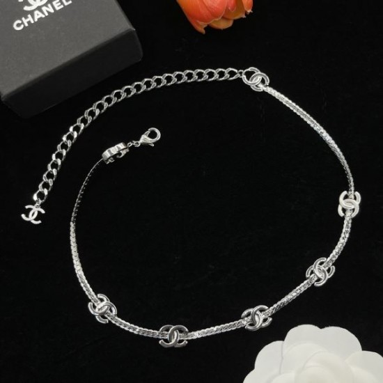2025SS CHANEL シャネル 今季は色を使った注目新品 ネックレス 2025SS CHANEL シャネル 今季は色を使った注目新品 ネックレス