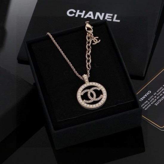 2025SS CHANEL シャネル セレブや芸能人からも愛用 ネックレス 2025SS CHANEL シャネル セレブや芸能人からも愛用 ネックレス