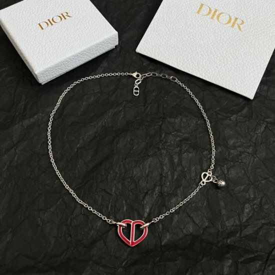 2025SS DIOR ディオール 著名人やセレブも愛用する ネックレス 2025SS DIOR ディオール 著名人やセレブも愛用する ネックレス