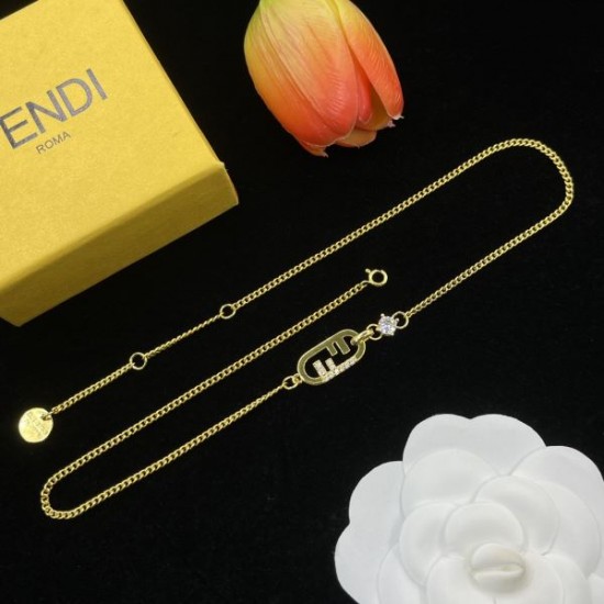 2025SS FENDI フェンデイ 雑誌にも人気掲載アイテム ネックレス 2025SS FENDI フェンデイ 雑誌にも人気掲載アイテム ネックレス