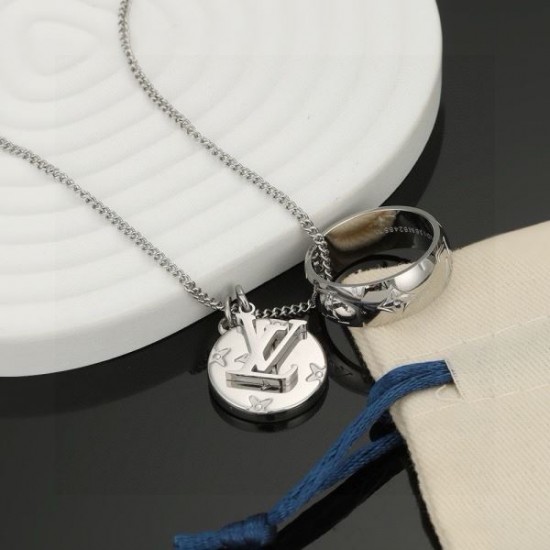 2025SS LOUIS VUITTON ルイヴィトン 期間限定VIPセール ネックレス 2025SS LOUIS VUITTON ルイヴィトン 期間限定VIPセール ネックレス