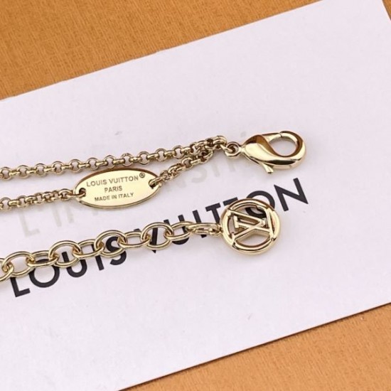 2025SS LOUIS VUITTON ルイヴィトン 今季初登場の新作 ネックレス 2025SS LOUIS VUITTON ルイヴィトン 今季初登場の新作 ネックレス