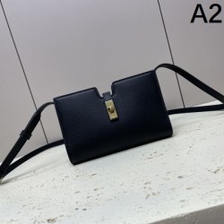 2025SS ショルダーバッグ CELINE セリーヌ ファッションブランド