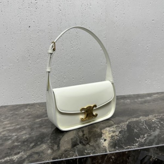 2025SS トートバッグ CELINE セリーヌ 素敵なコーデは大注目 2025SS トートバッグ CELINE セリーヌ 素敵なコーデは大注目