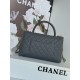 2025SS トートバッグ CHANEL シャネル カジュアルに着こなし 2025SS トートバッグ CHANEL シャネル カジュアルに着こなし