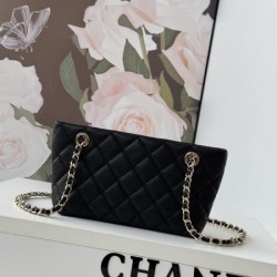 2025SS トートバッグ CHANEL シャネル 毎シーズン人気が高い