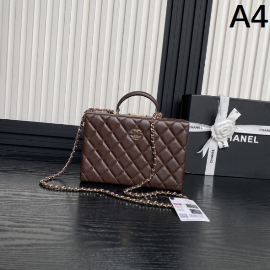 2025SS トートバッグ CHANEL シャネル きれいめコーデに変身 2025SS トートバッグ CHANEL シャネル きれいめコーデに変身