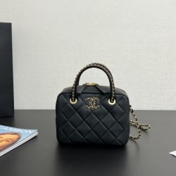 2025SS トートバッグ CHANEL シャネル お目立ち度の高い新品