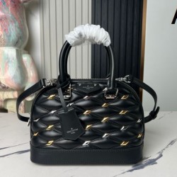 2025SS トートバッグ LOUIS VUITTON ルイヴィトン 目が離せない