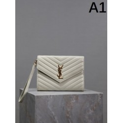 2025SS クラッチバッグ LOUIS VUITTON ルイヴィトン 海外先行発売！