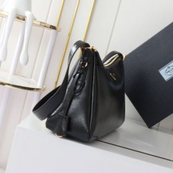 2025SS ショルダーバッグ PRADA プラダ 最新作期間限定セール