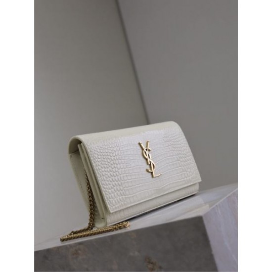 2025SS ショルダーバッグ YSL イヴ サンローラン 視線を集めて 2025SS ショルダーバッグ YSL イヴ サンローラン 視線を集めて