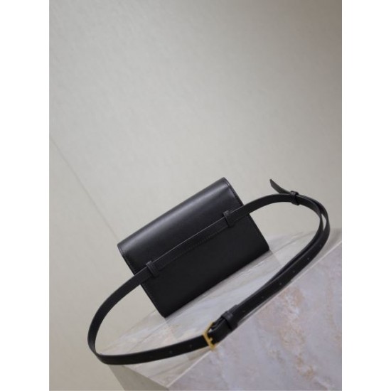 2025SS ウエストバッグ YSL イヴ サンローラン おすすめコーディ