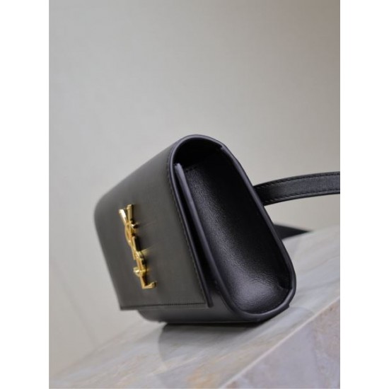2025SS ウエストバッグ YSL イヴ サンローラン おすすめコーディ