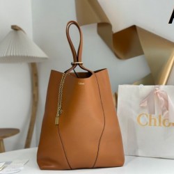 2025SS トートバッグ CHLOE クロエ 魅力の詰まったスタイル