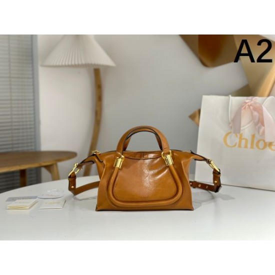 2025SS トートバッグ CHLOE クロエ 遊び心が溢れるアイテム 2025SS トートバッグ CHLOE クロエ 遊び心が溢れるアイテム