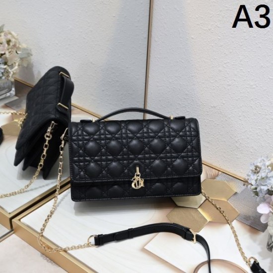 2025SS トートバッグ DIOR ディオール 大注目国内完売数量限定 2025SS トートバッグ DIOR ディオール 大注目国内完売数量限定