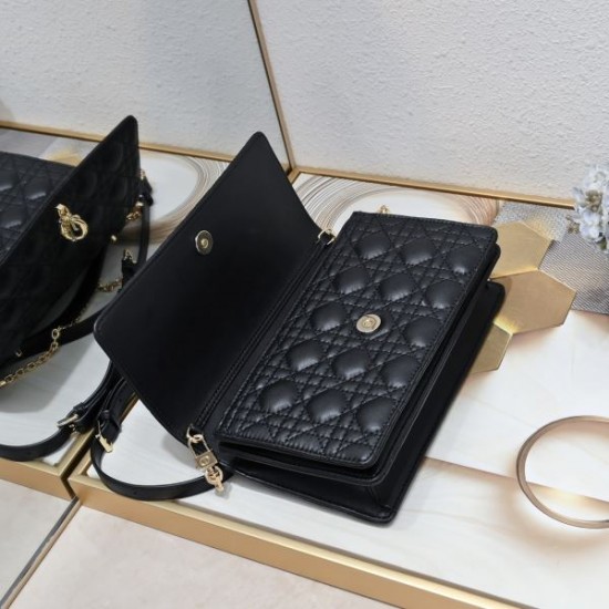 2025SS トートバッグ DIOR ディオール 大注目国内完売数量限定 2025SS トートバッグ DIOR ディオール 大注目国内完売数量限定