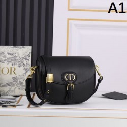 2025SS ショルダーバッグ DIOR ディオール 高感度なセレブたち愛用
