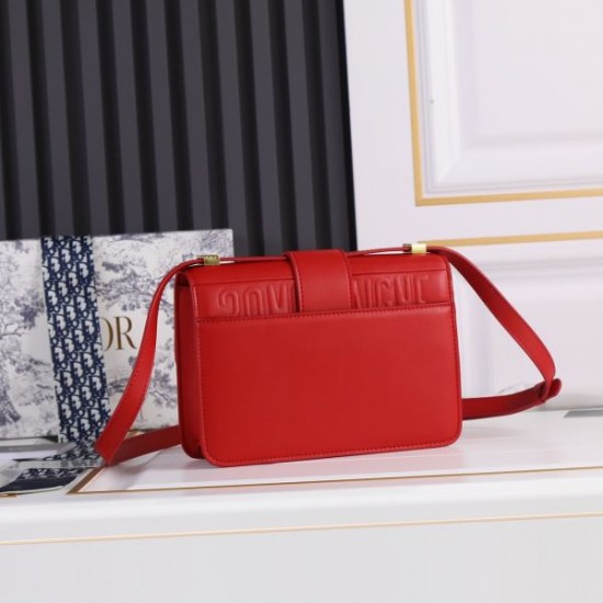 2025SS ショルダーバッグ DIOR ディオール 今季も引き続きブランド 2025SS ショルダーバッグ DIOR ディオール 今季も引き続きブランド