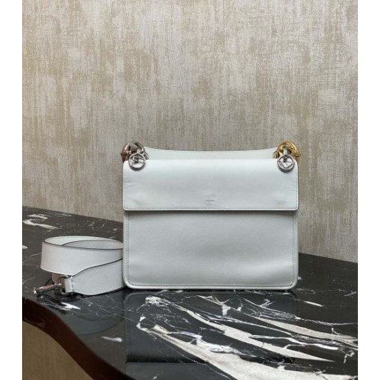 2025SS トートバッグ FENDI フェンデイ ファッション感度の高い 2025SS トートバッグ FENDI フェンデイ ファッション感度の高い