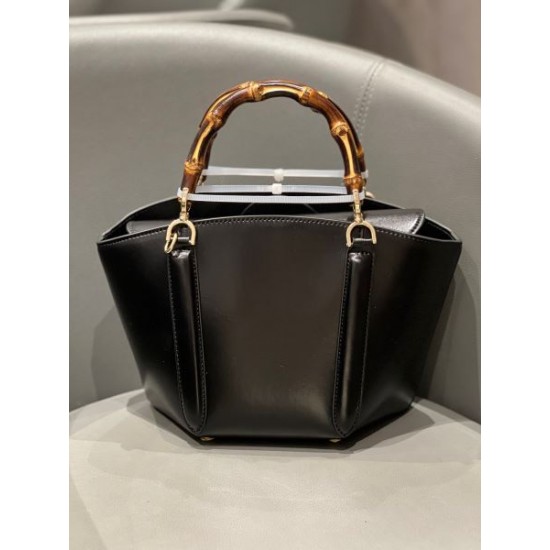 2025SS トートバッグ GUCCI グッチ 毎シーズン存在感のある 2025SS トートバッグ GUCCI グッチ 毎シーズン存在感のある