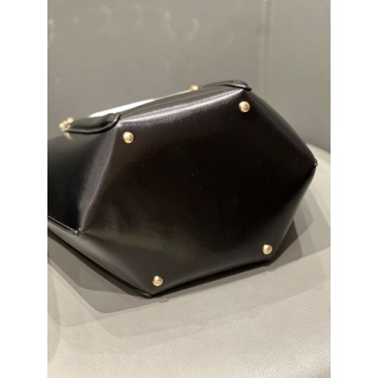 2025SS トートバッグ GUCCI グッチ 毎シーズン存在感のある 2025SS トートバッグ GUCCI グッチ 毎シーズン存在感のある