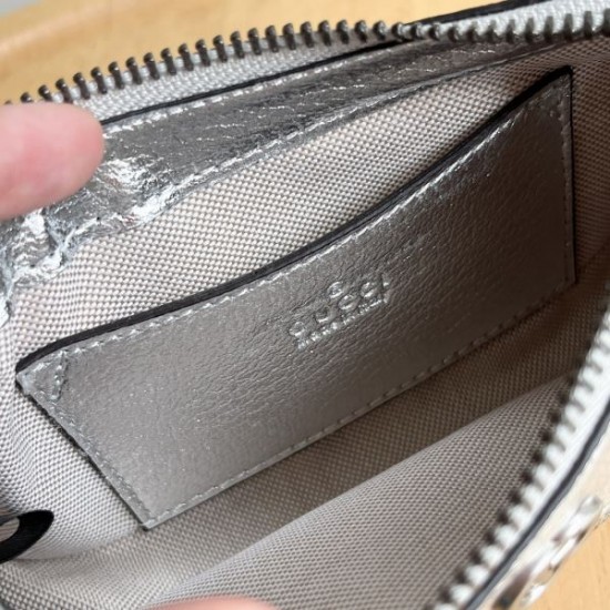 2025SS トートバッグ GUCCI グッチ 新作限定めっちゃ綺麗色 2025SS トートバッグ GUCCI グッチ 新作限定めっちゃ綺麗色