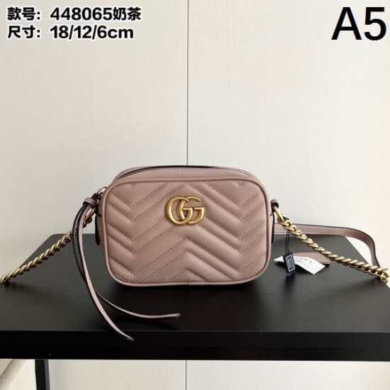 2025SS ショルダーバッグ GUCCI グッチ これからの季節、大活躍 2025SS ショルダーバッグ GUCCI グッチ これからの季節、大活躍
