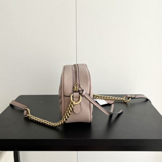 2025SS ショルダーバッグ GUCCI グッチ これからの季節、大活躍 2025SS ショルダーバッグ GUCCI グッチ これからの季節、大活躍