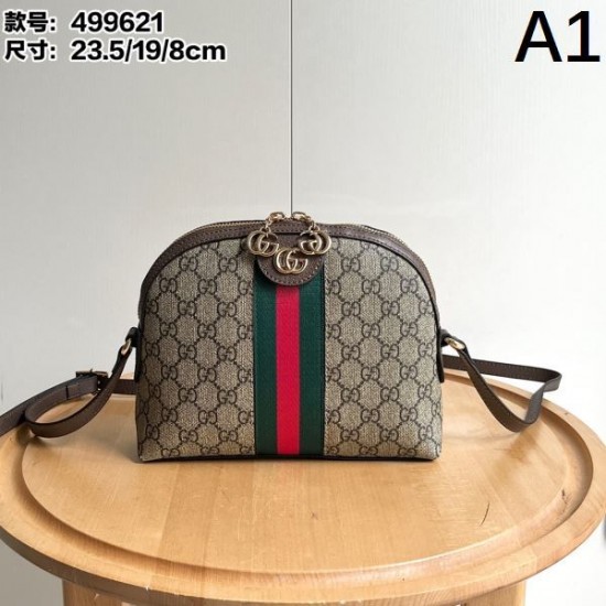 2025SS ショルダーバッグ GUCCI グッチ 今や定番アイテム好評品 2025SS ショルダーバッグ GUCCI グッチ 今や定番アイテム好評品