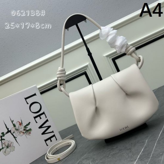 2025SS トートバッグ LOEWE ロエベ カジュアルさが強すぎる 2025SS トートバッグ LOEWE ロエベ カジュアルさが強すぎる