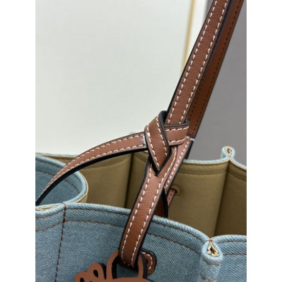 2025SS トートバッグ LOEWE ロエベ 最新の注目ファッション 2025SS トートバッグ LOEWE ロエベ 最新の注目ファッション