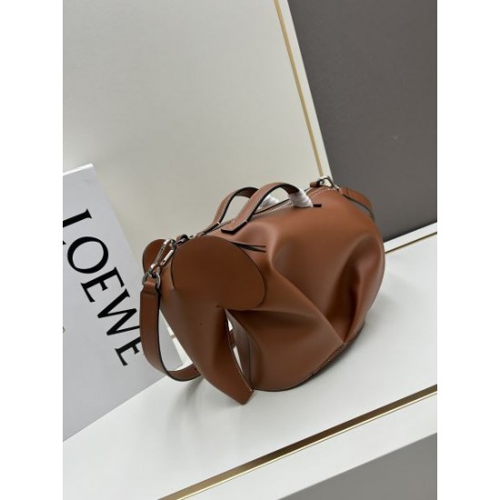 2025SS トートバッグ LOEWE ロエベ 希少!取り扱い店舗限定 2025SS トートバッグ LOEWE ロエベ 希少!取り扱い店舗限定