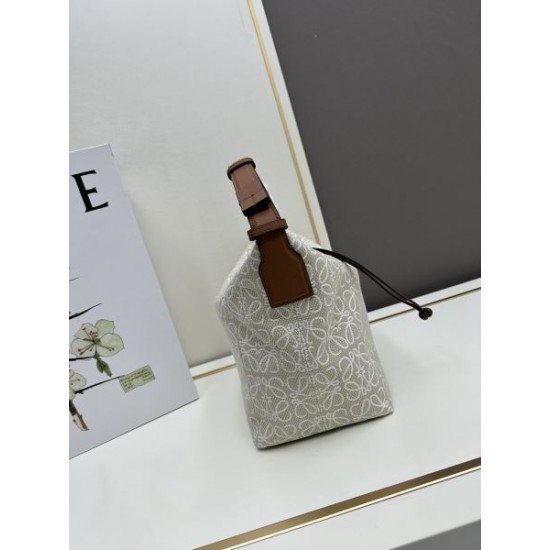 2025SS トートバッグ LOEWE ロエベ この時季だからお買い得