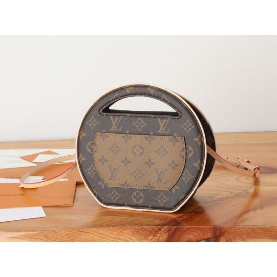 2025SS トートバッグ LOUIS VUITTON ルイヴィトン 品良くおしゃれ 2025SS トートバッグ LOUIS VUITTON ルイヴィトン 品良くおしゃれ