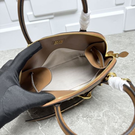 2025SS トートバッグ MIU MIU ミュウミュウ 人気のブランド 2025SS トートバッグ MIU MIU ミュウミュウ 人気のブランド