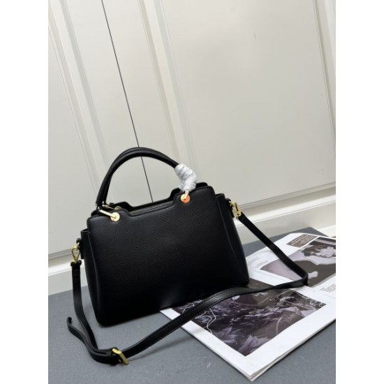 2025SS トートバッグ PRADA プラダ 新作セール価格でゲット 2025SS トートバッグ PRADA プラダ 新作セール価格でゲット
