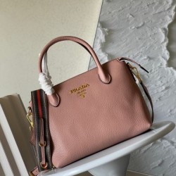 2025SS トートバッグ PRADA プラダ スタイリッシュな雰囲気