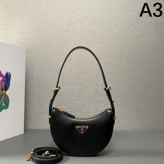 2025SS トートバッグ PRADA プラダ 日本でも大人気のモデル 2025SS トートバッグ PRADA プラダ 日本でも大人気のモデル