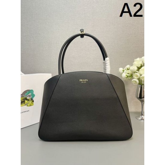 2025SS トートバッグ PRADA プラダ オシャレだけど疲れない 2025SS トートバッグ PRADA プラダ オシャレだけど疲れない