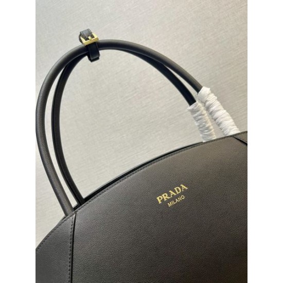 2025SS トートバッグ PRADA プラダ オシャレだけど疲れない 2025SS トートバッグ PRADA プラダ オシャレだけど疲れない