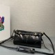 2025SS ショルダーバッグ PRADA プラダ 今季はファション感漂う 2025SS ショルダーバッグ PRADA プラダ 今季はファション感漂う