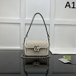2025FW GUCCI グッチ ショルダーバッグ 高級感溢れる人気レプリカアイテム