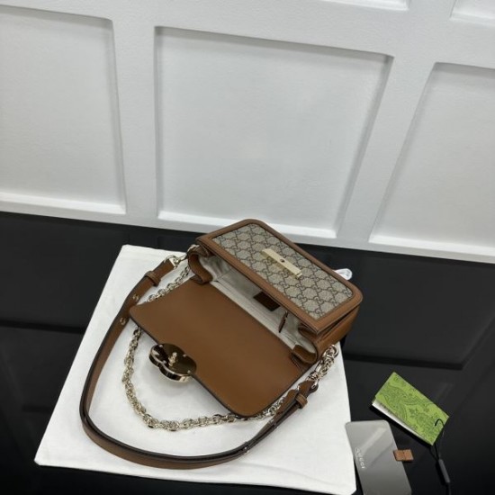 2025FW GUCCI グッチ ショルダーバッグ 高級感溢れる人気レプリカアイテム